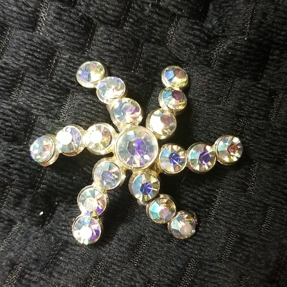 Vintage Rhinestone Pin